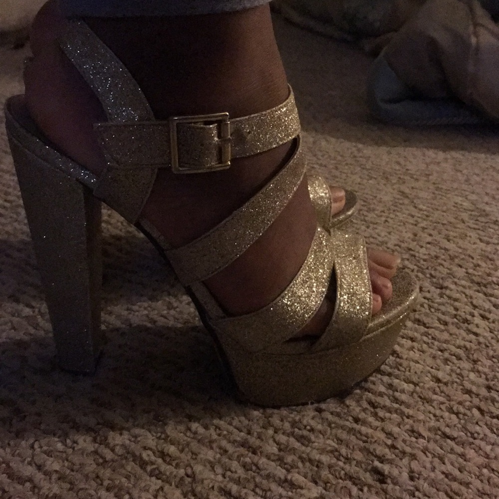 Diva Glittery Gold Heels